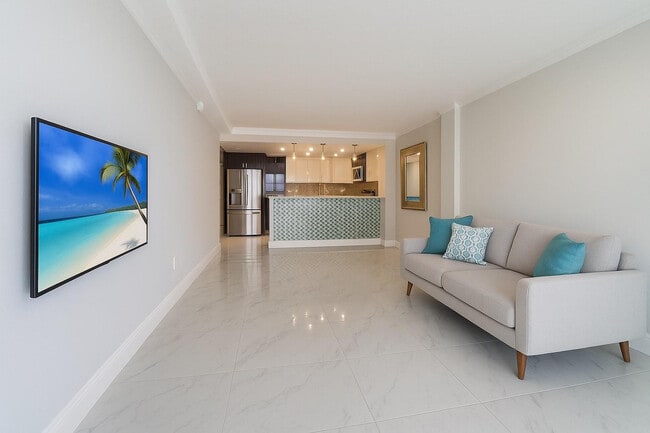 Photo - 19380 Collins Ave Unit 507