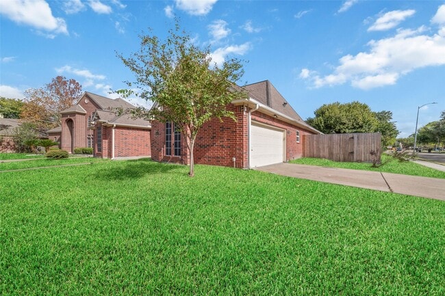 Building Photo - 6511 Mesa Vista Ct