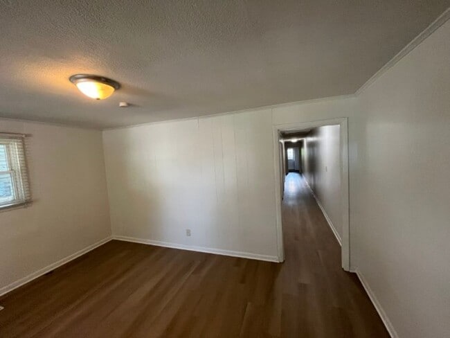Photo - 1015A 43rd Ave N