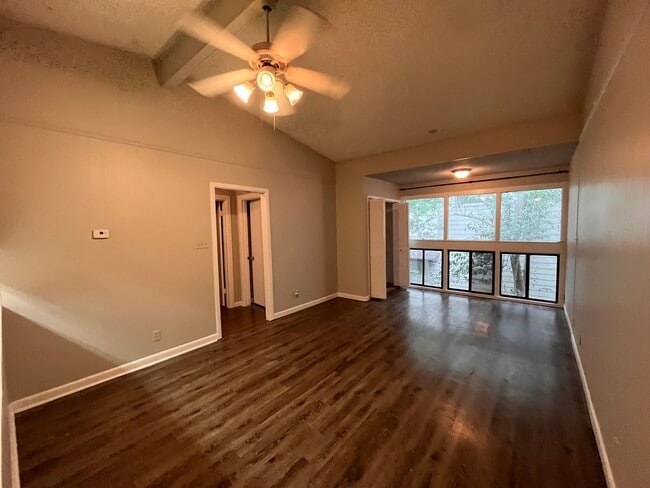 Photo - 1514 Forest Trail Apartment Unit 1514 Forest Trail
