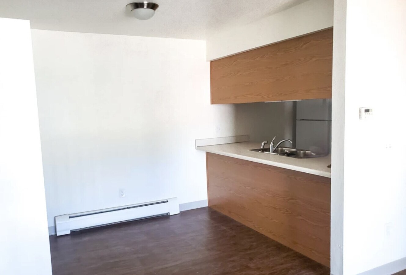 Photo - 600 E Duncan St