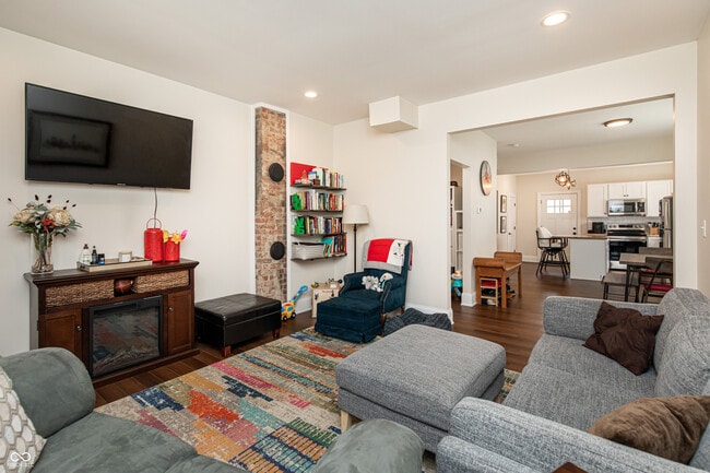 Photo - 405 Keystone Ave