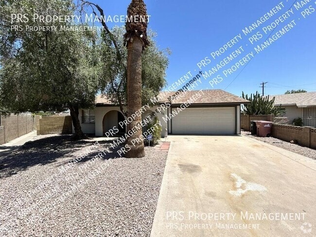 Building Photo - 6926 E Windsor Ave Rental