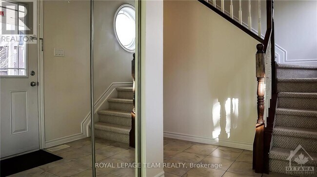 Photo - 271 Serena Way