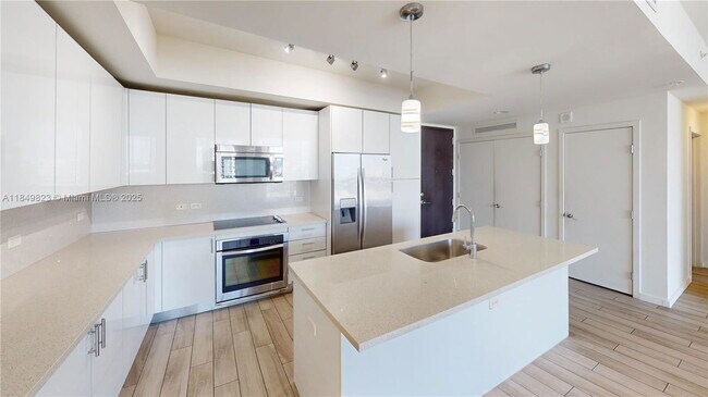 Photo - 999 SW 1st Ave Unidad 2606