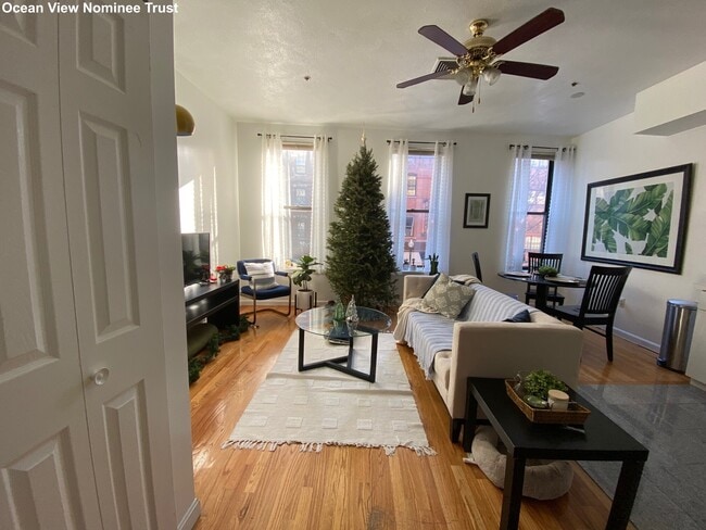 Photo - 240 Hanover St Unit 1