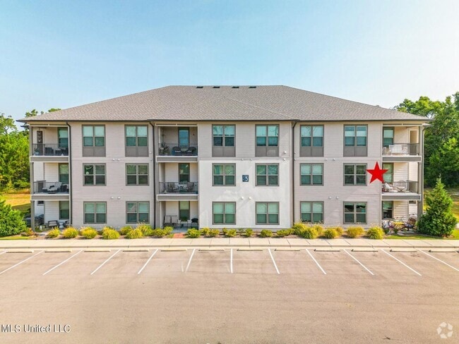Building Photo - 2 Bed 2 Bath Condo - Open Concept at the I... Unit 526