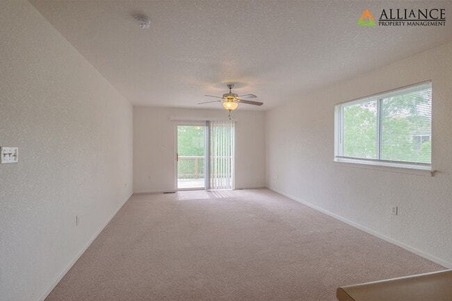 Photo - Town Home in West Manhattan!