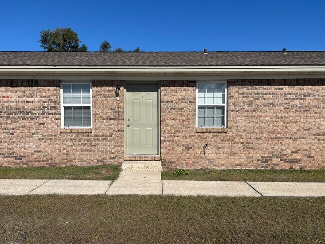 Building Photo - 1100 Frankford Ave Unit B