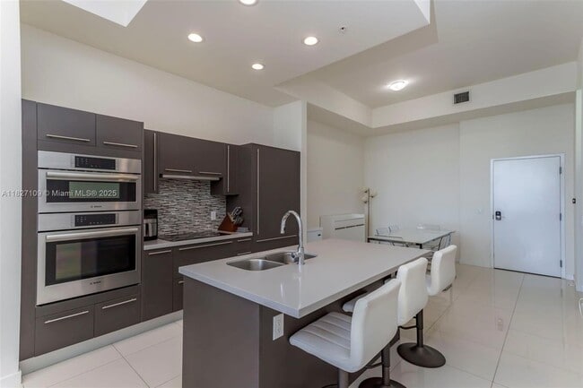 Photo - 7825 NW 107th Ave Unit 817