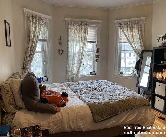Photo - 54 Tremont St Unit #3