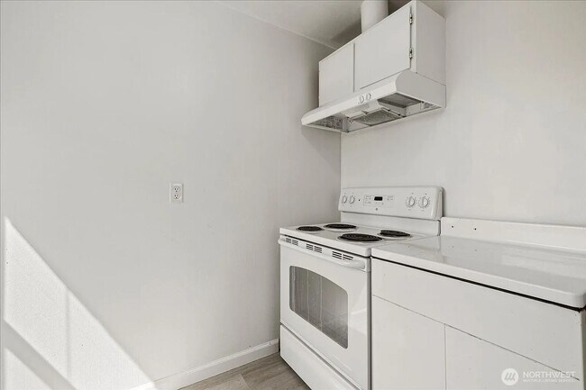 Photo - N31 A-C Unit N31-B