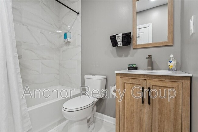 Photo - 250 N 4th St