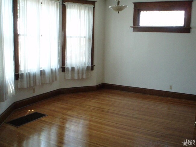 Photo - 636 Huffman St