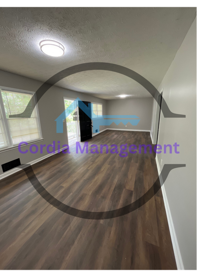 Photo - The Grand Avenue 4 Bedroom For Rent in Ellenwood