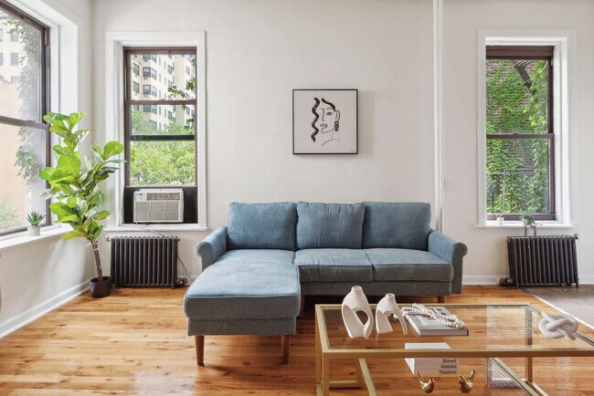 Photo - 300 E 69th St Unidad ID1294661P