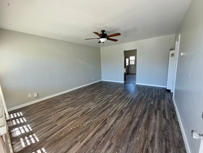 Photo - 4832 Jumano Ave