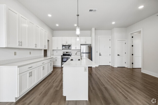 2BR, 2BA - 1,162SF - Kitchen