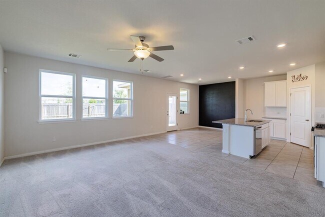 Photo - 132 Skycroft Cir
