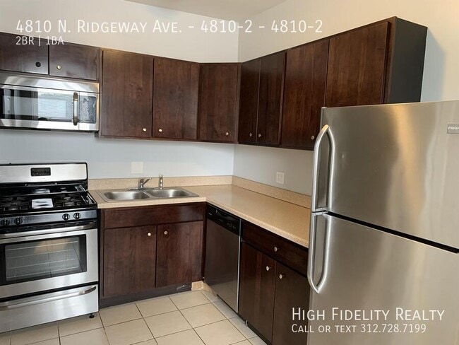 Photo - 4810 N Ridgeway Ave Unit 4810-2