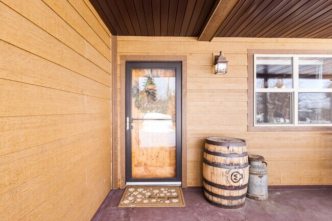 Photo - Spacious 4-Bedroom Home in the Heart of Sh...