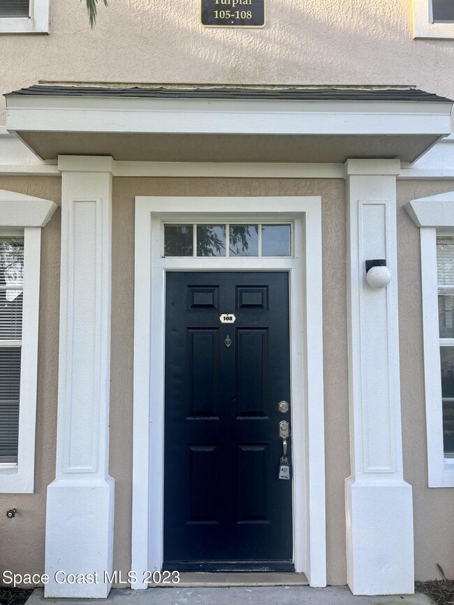 Photo - 110 Turpial Way Townhome