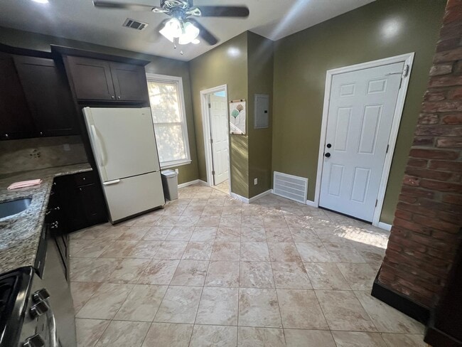 Photo - 432 Summer Ave