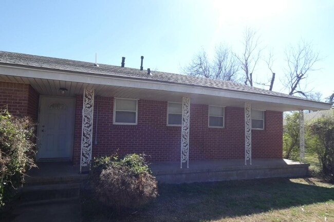 Photo - 3402 NW Atlanta Ave