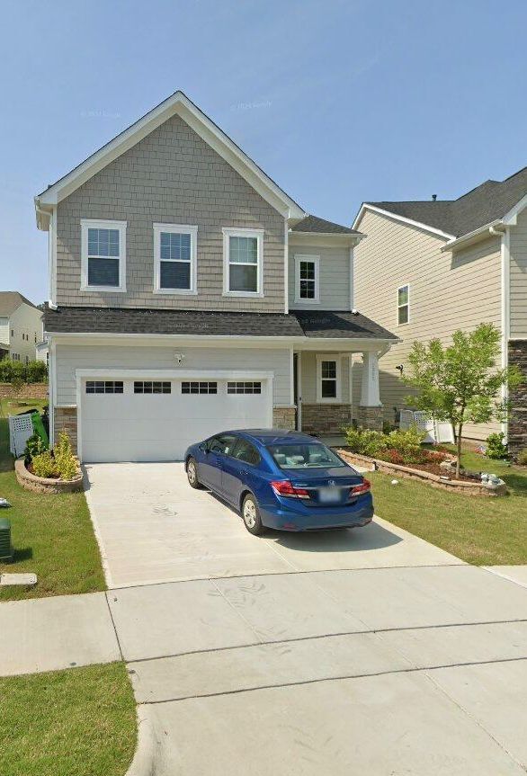 Front View - 2905 Baronial St House