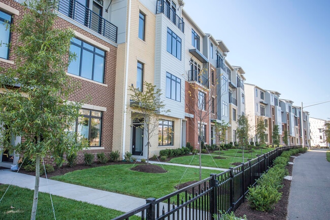 Photo - 1516 Ribbon Limestone Ter SE Unidad 1516