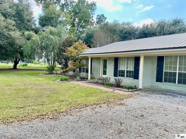 Photo - 1448 French Turn Rd