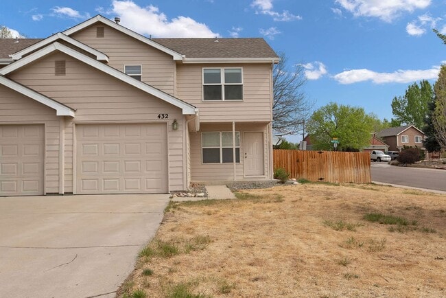 Photo - 430-432 Sundance Cir N