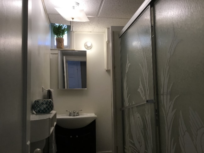 Photo - 264 College St SE Unidad 8