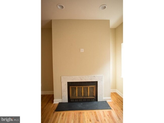 Photo - 924 Pine St Unit 2R