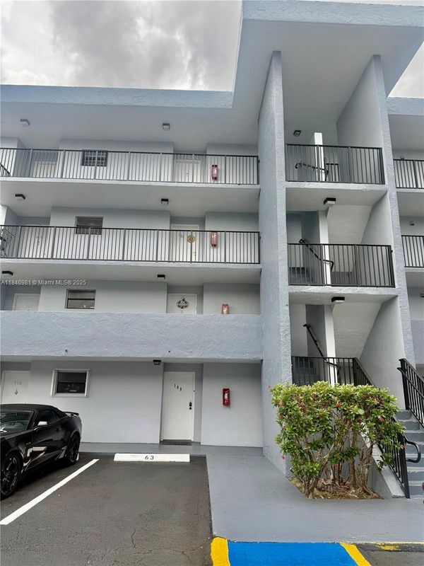 Photo - 13850 SW 62nd St