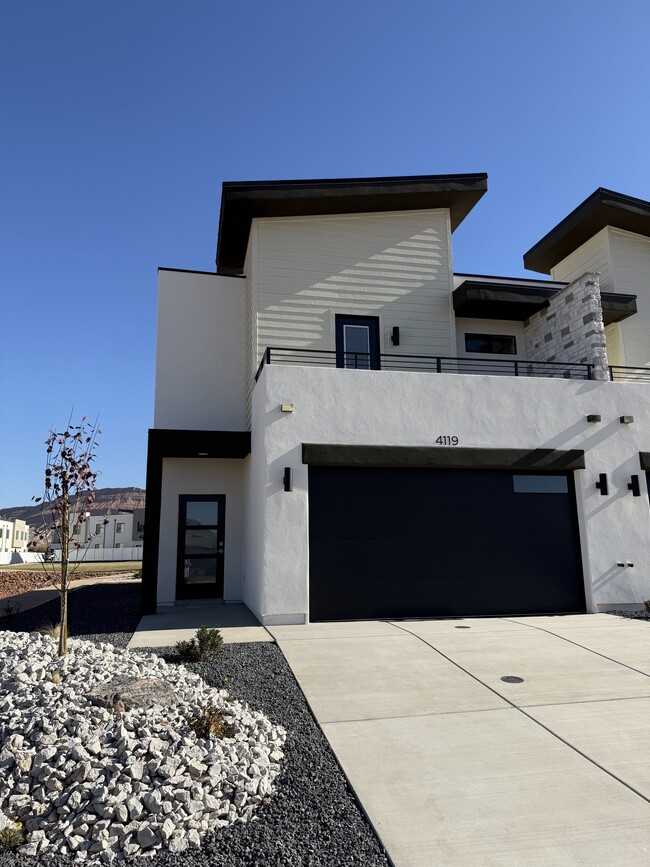 Photo - 4119 S 545 E Townhome