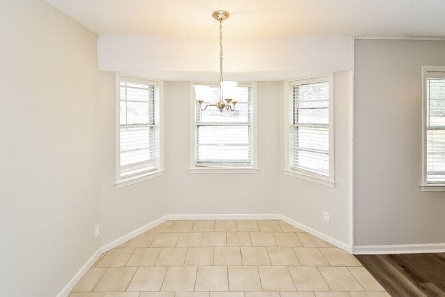 Photo - 9077 Neil Ave