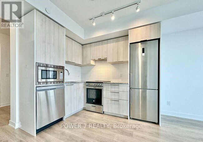 Photo - 501 Yonge St Unit 3808