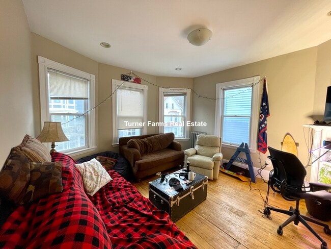 Photo - 47 Hillside St