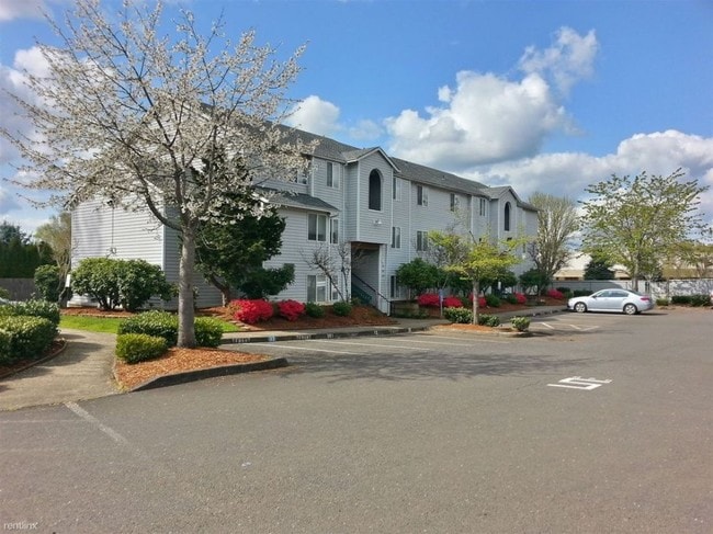 Cascade Village Apartments - Cascade Village Apartments