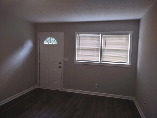 Photo - 1621 Celia Dr