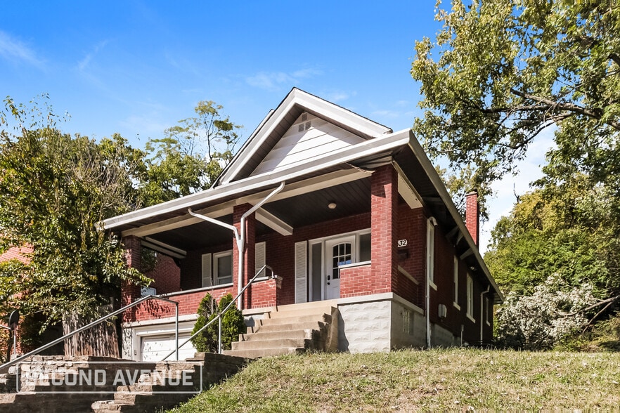 2632 Queen City Ave