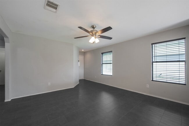 Photo - 7939 Yaupon View Dr