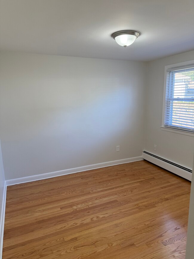 Photo - 143 Scenic Dr