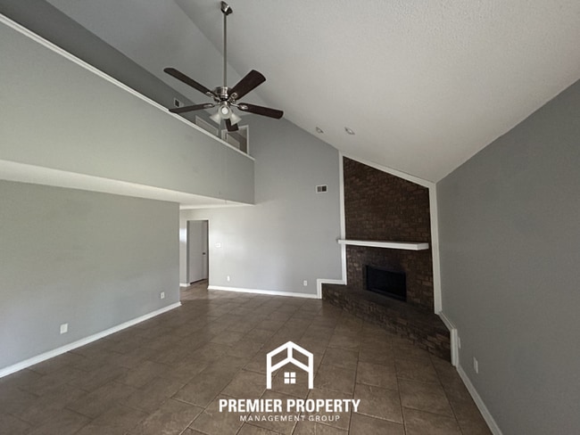 Photo - Massive 5BR/3BA Estate in 38125 | 2,700+ SQ FT, Vaulted Ceilings & Tile Floors