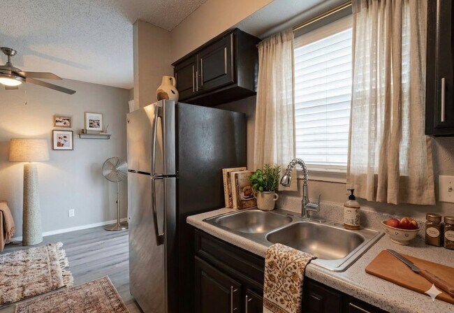 Photo - 531 Bedford Rd Unit 212