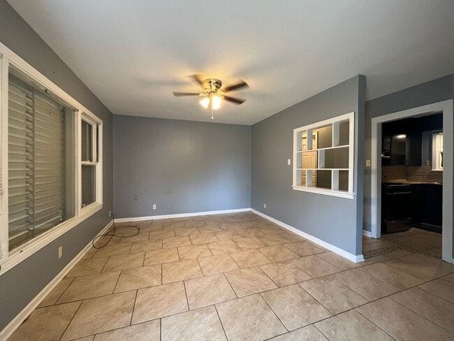 Photo - 2 bedroom 1 Bath Central City