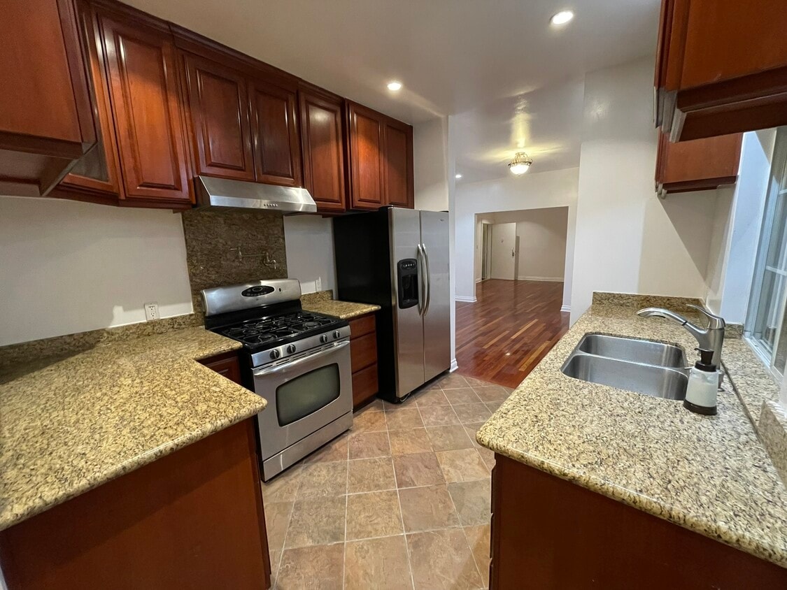 Photo - 1822 Arapahoe St (Los Angeles, CA)