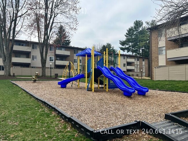 Photo - 19427 Brassie Pl Unit (#201)