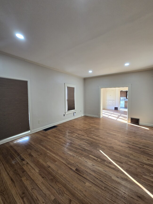 Photo - 517 S Vine St